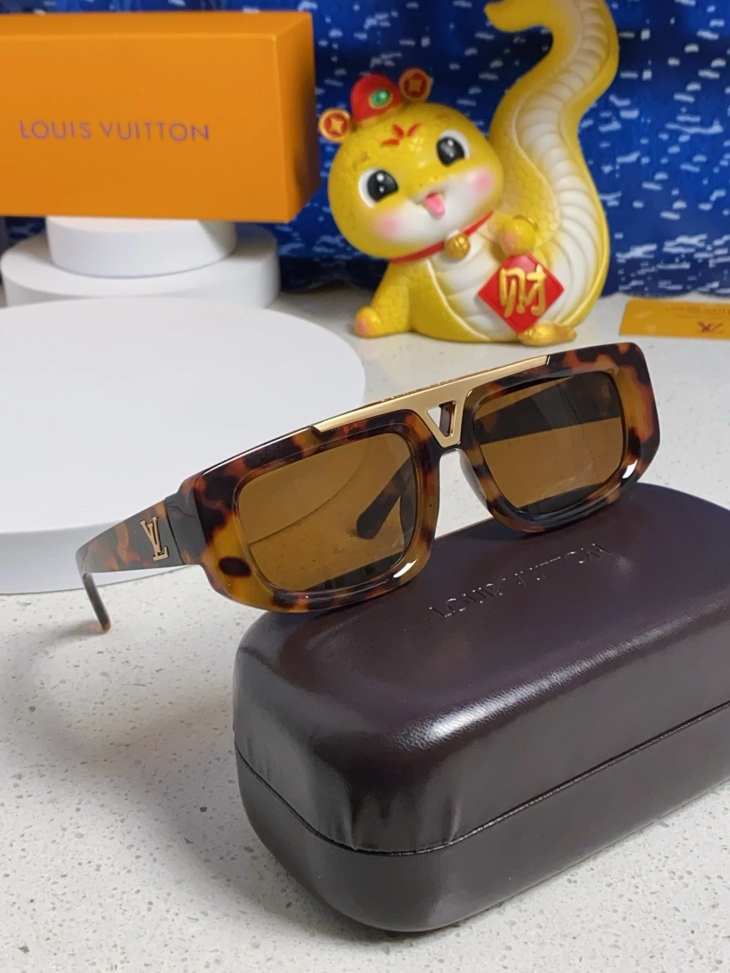 CLASH PILOT SUNGLASSES 567479 IN HAVANA ACTETE GOLD METAL