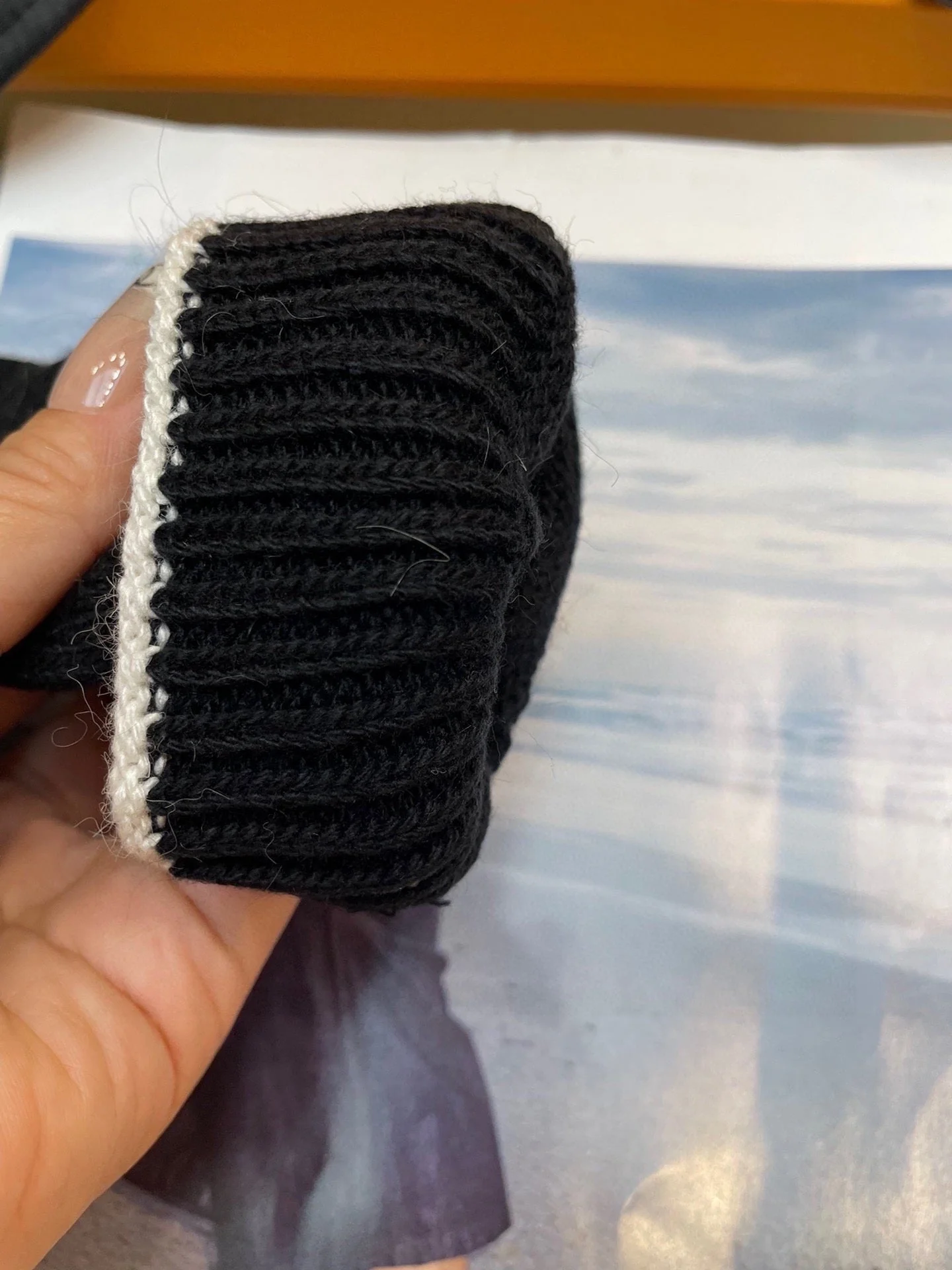 GLOVES IN BLACK MIX WHITE WOOL 458574