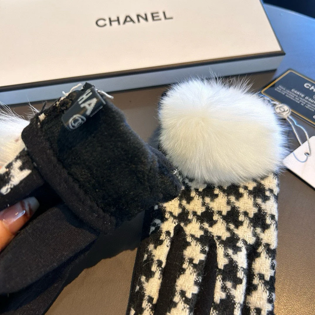 GLOVES IN BLACK MIX WHITE WOOL 462258