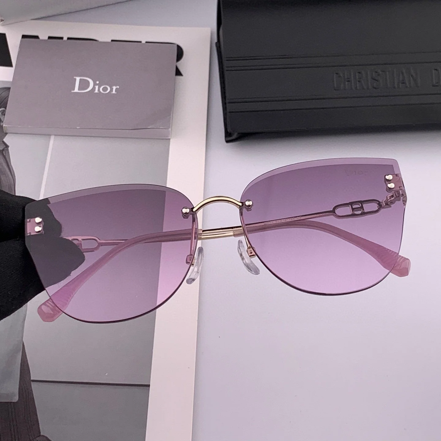 MONTAIGNE SUNGLASS CD3251 IN METAL