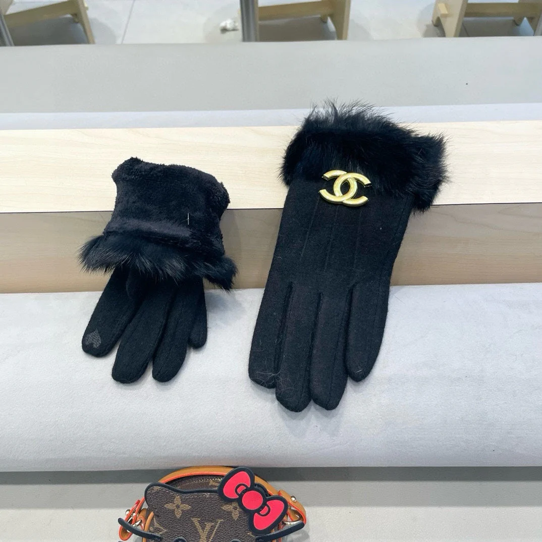GLOVES IN BLACK WOOL AND RABBIT FUR 417168