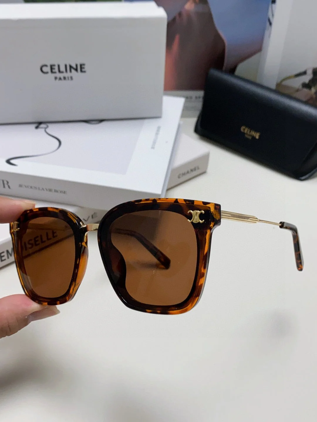 TRIOMPHE SUNGLASSES 548590 IN HAVANA ACETATE