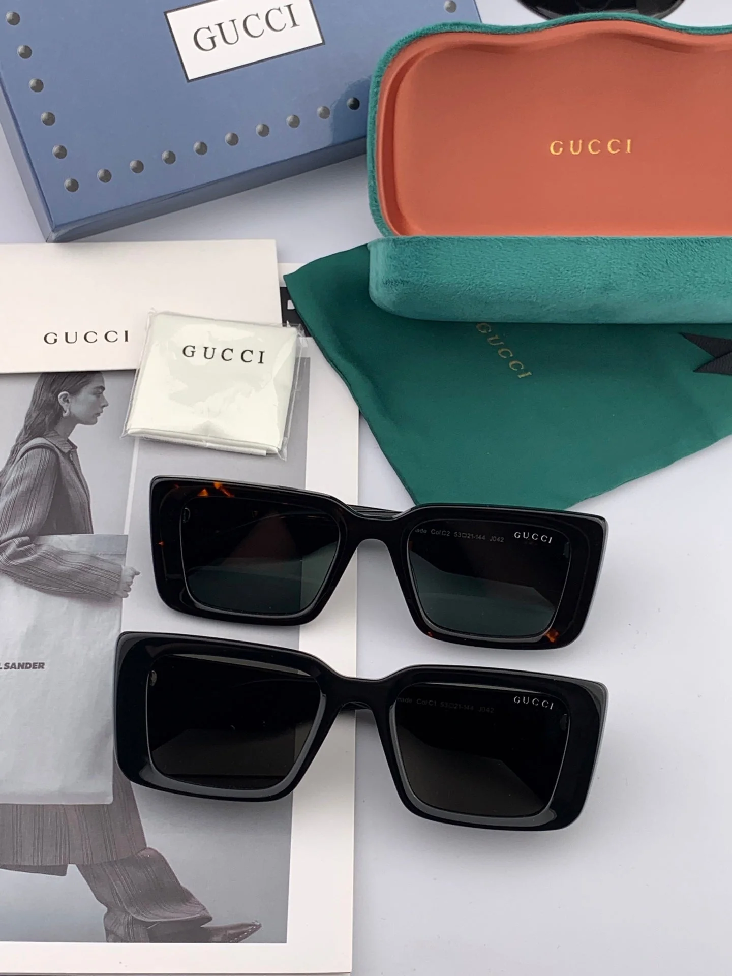 CHUNKY RECTANGULAR FRAME SUNGLASSES G204 IN ACETATE