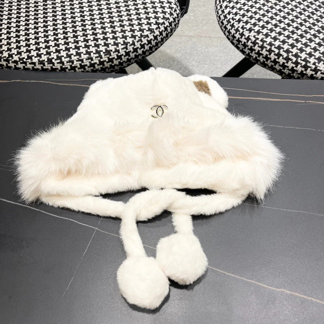 BEANIE HAT IN WHITE FLEECE AND WOOL 433166