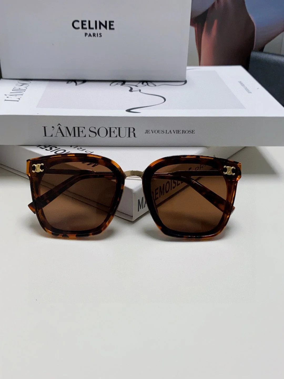 TRIOMPHE SUNGLASSES 548590 IN HAVANA ACETATE