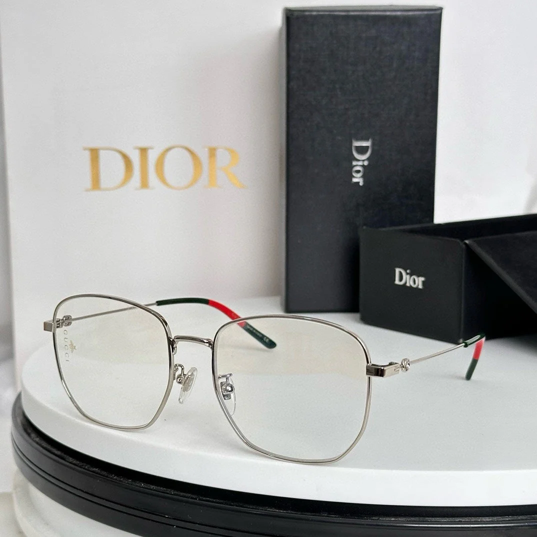 SQUARE FRAME SUNGLASSES GG0396O IN METAL