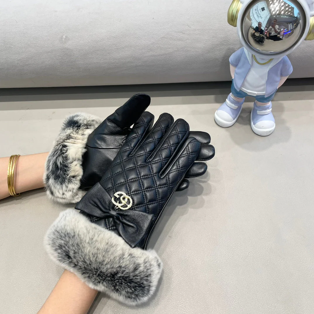 GLOVES WITH BOW IN BLACK LAMBSKIN AND RABBIT FUR 432556