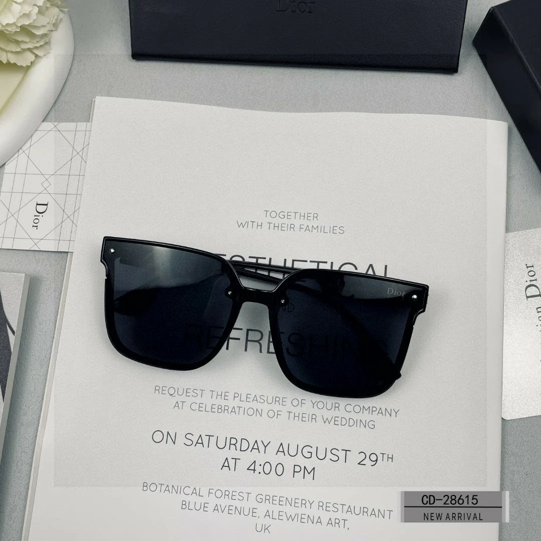 MONTAIGNE SQUARE SUNGLASS 28615 IN ACETATE