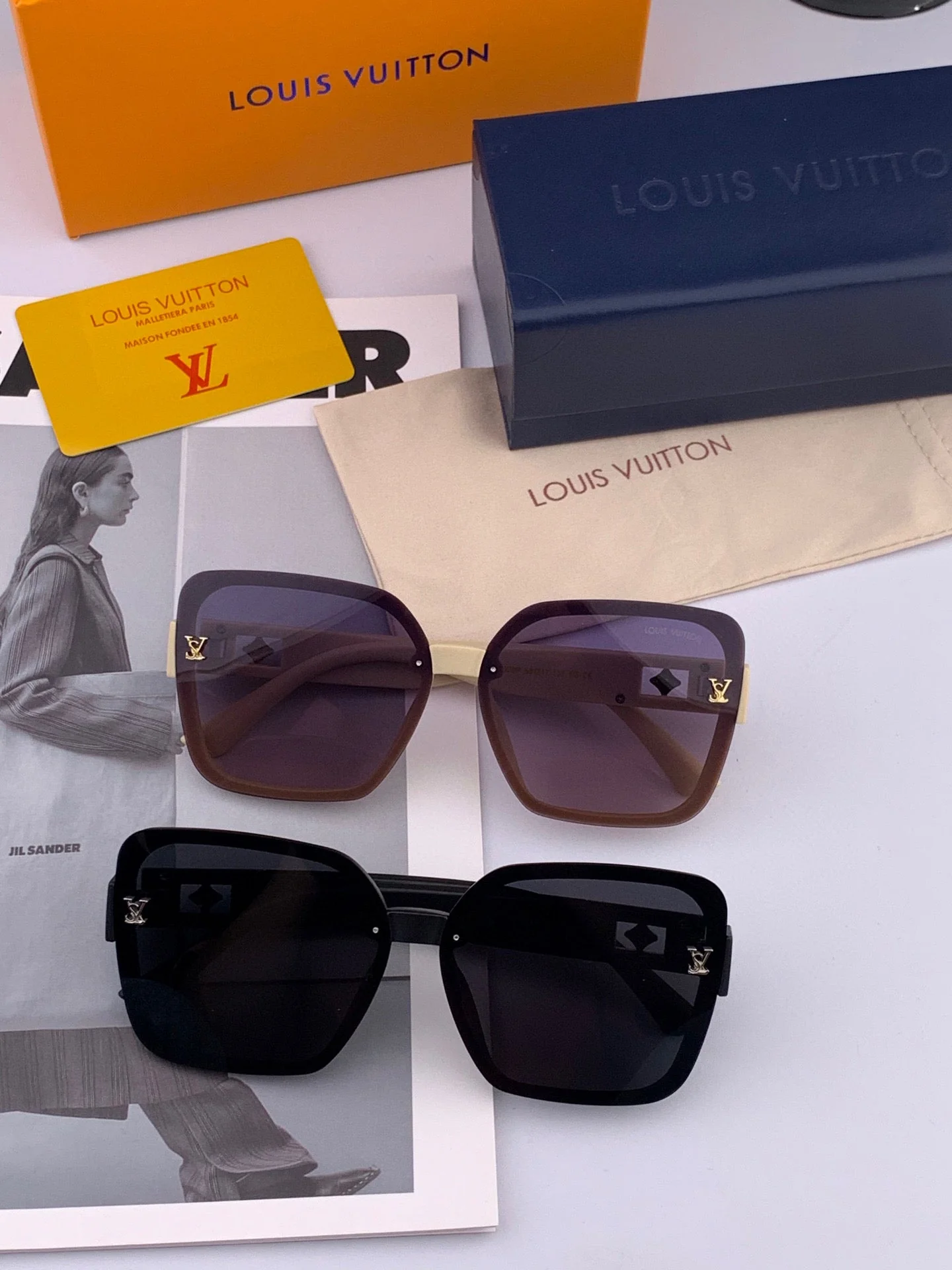 SQUARE SUNGLASSES L0992 IN ACETATE