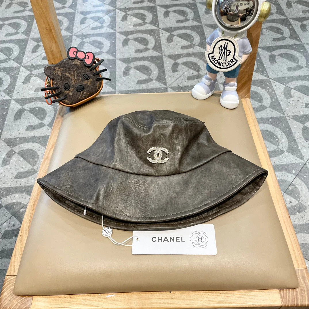 BUCKET HAT IN WOOD BROWN CALFSKIN 431731