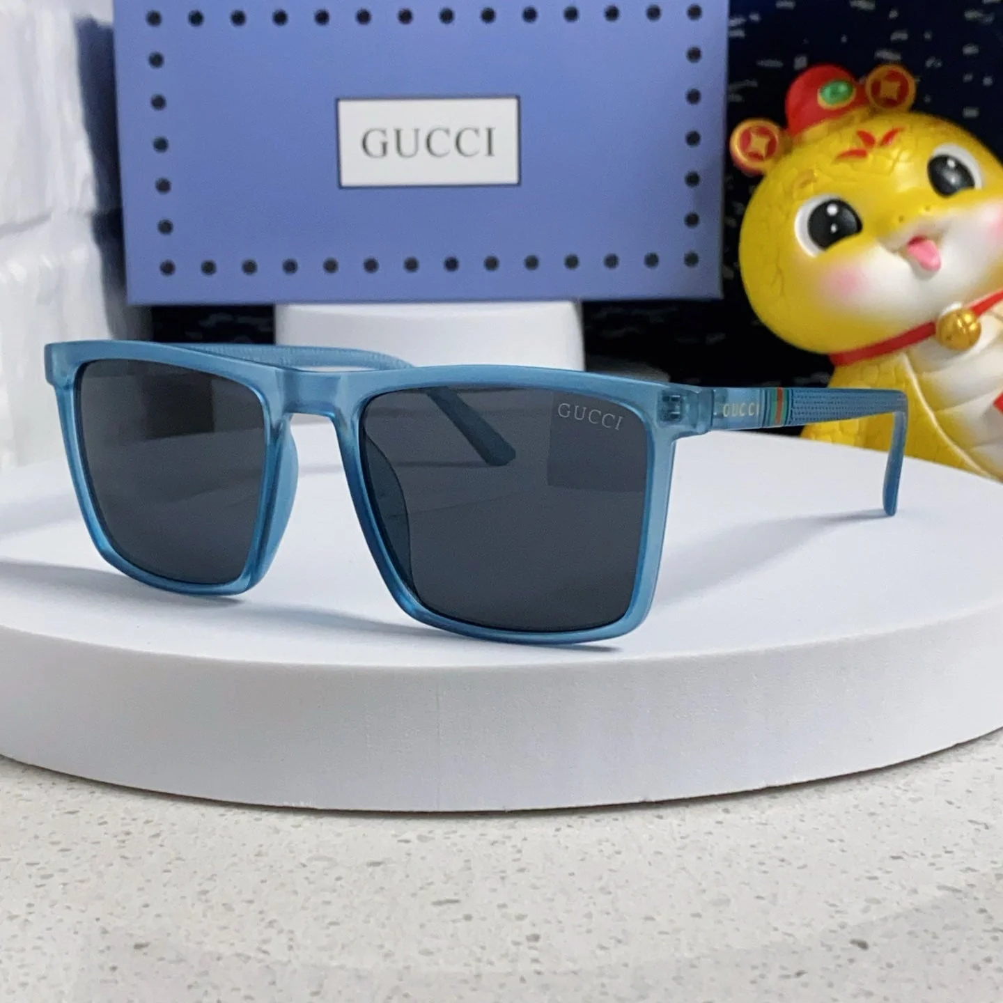RECTANGULAR FRAME SUNGLASSES  563258 IN ACETATE