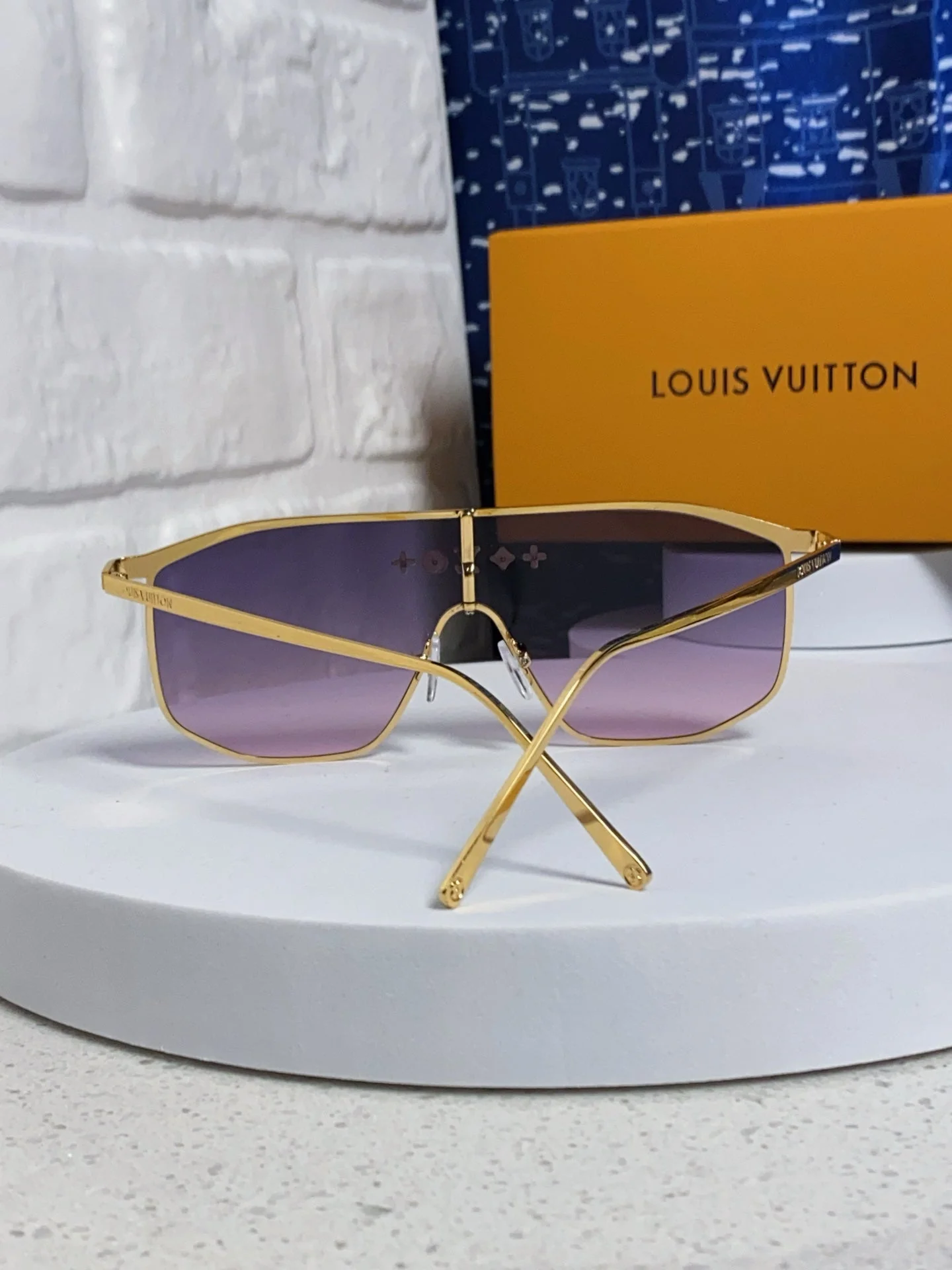 GOLDEN MASK SUNGLASSES 582731 IN GOLD METAL PURPLE SMOKE LENSES