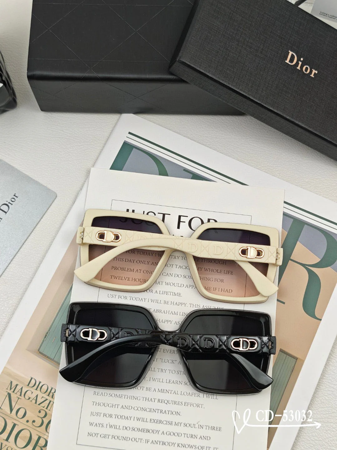 MONTAIGNE SUNGLASS 53032 IN ACETATE