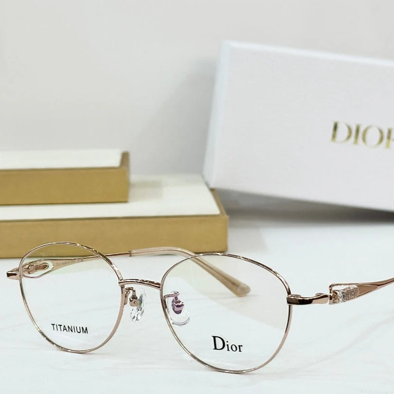 MONTAIGNE SUNGLASS CD 0269/S IN TITANE EMBELLISHES STONES