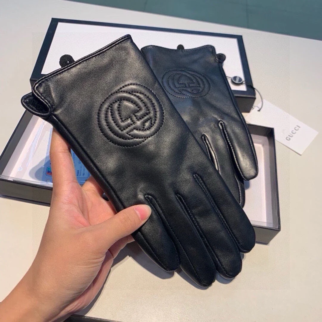 GLOVES WITH EMBROIDERY DESIGN IN BLACK LAMBSKIN AND WOOL LINING 407774