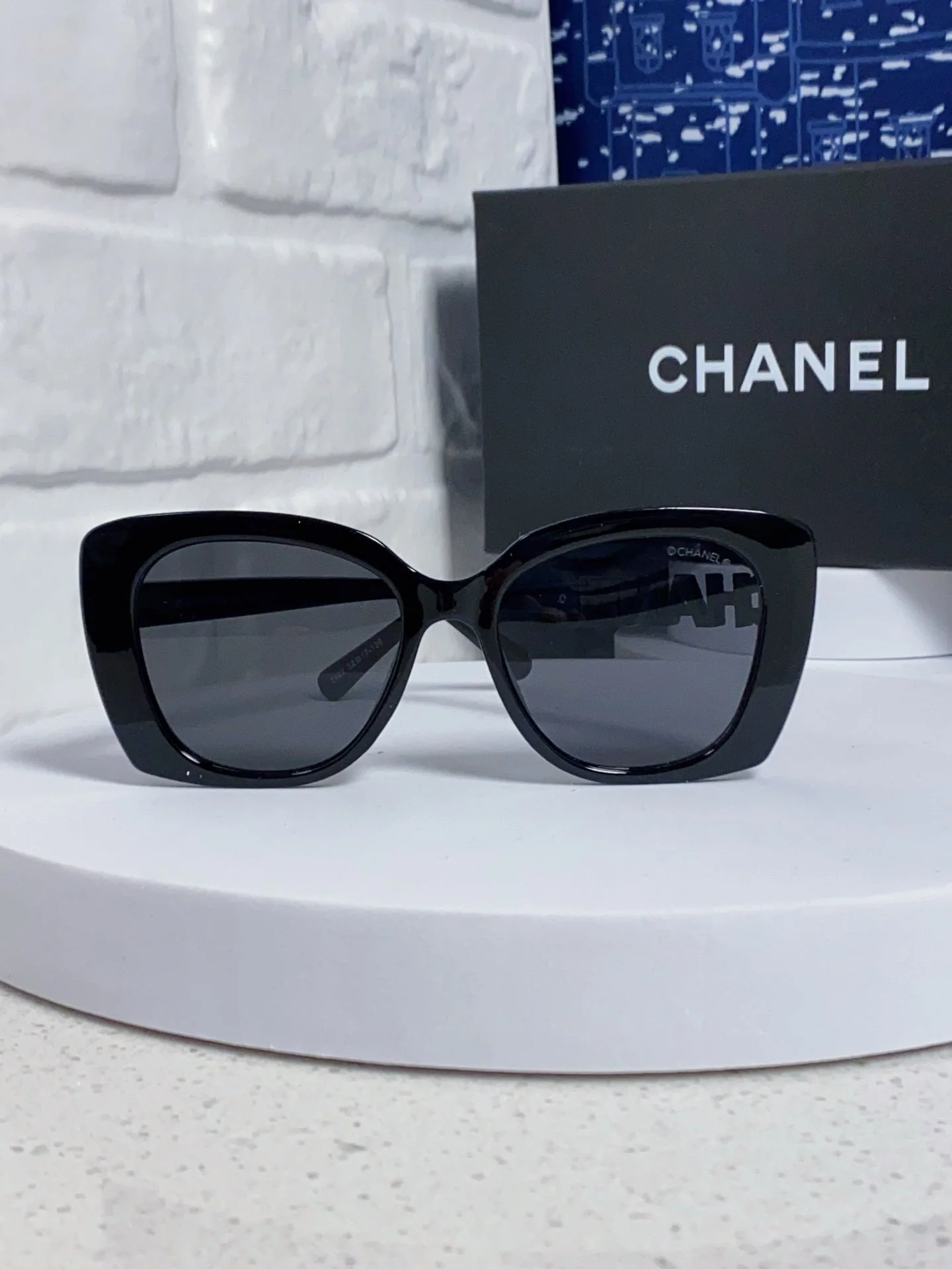 BUTTERFLY SUNGLASSES 641817 IN ACETATE BLACK METAL LOGO