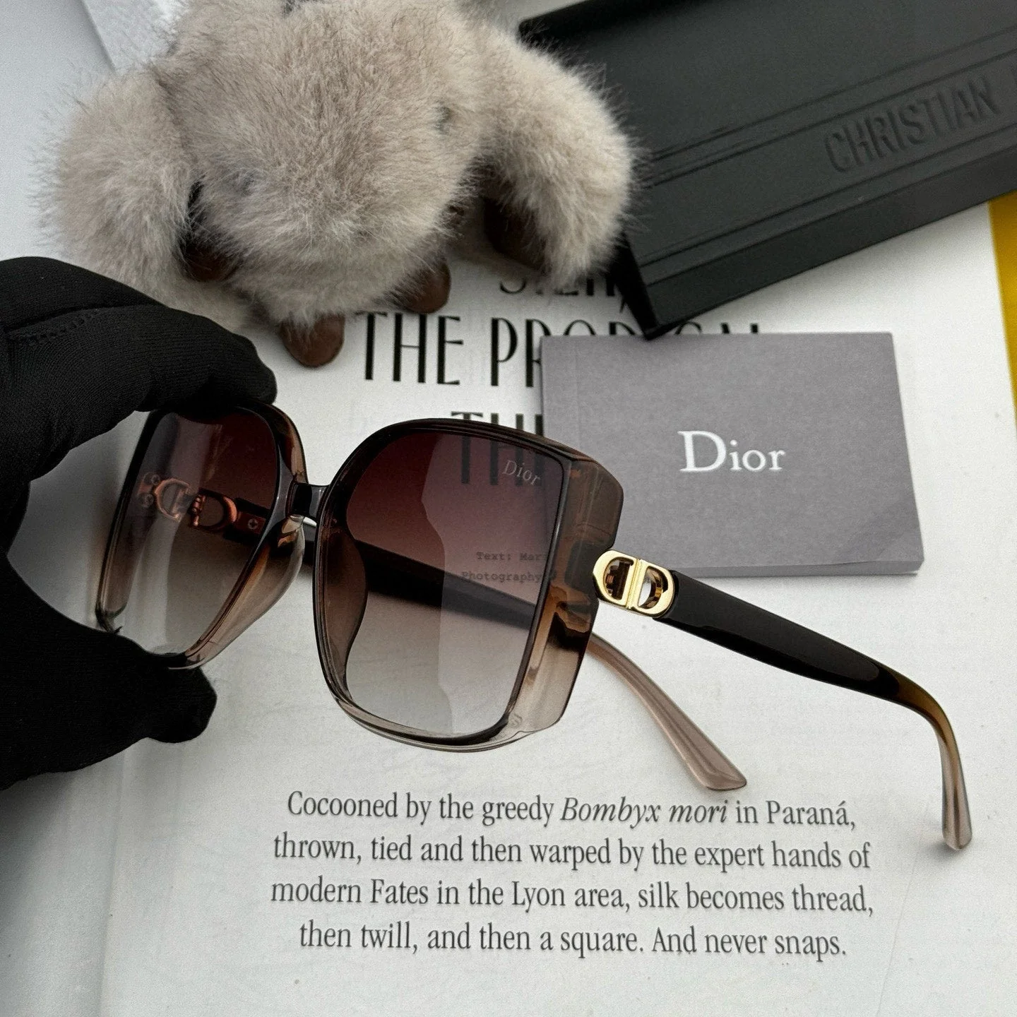 MONTAIGNE SUNGLASS CD0751 IN ACETATE