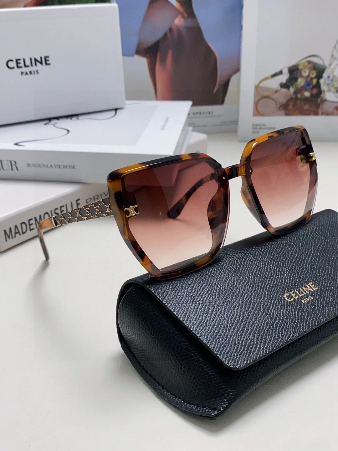 TRIOMPHE SUNGLASS 497830 IN HAVANA ACETATE EMBOSSED LOGO