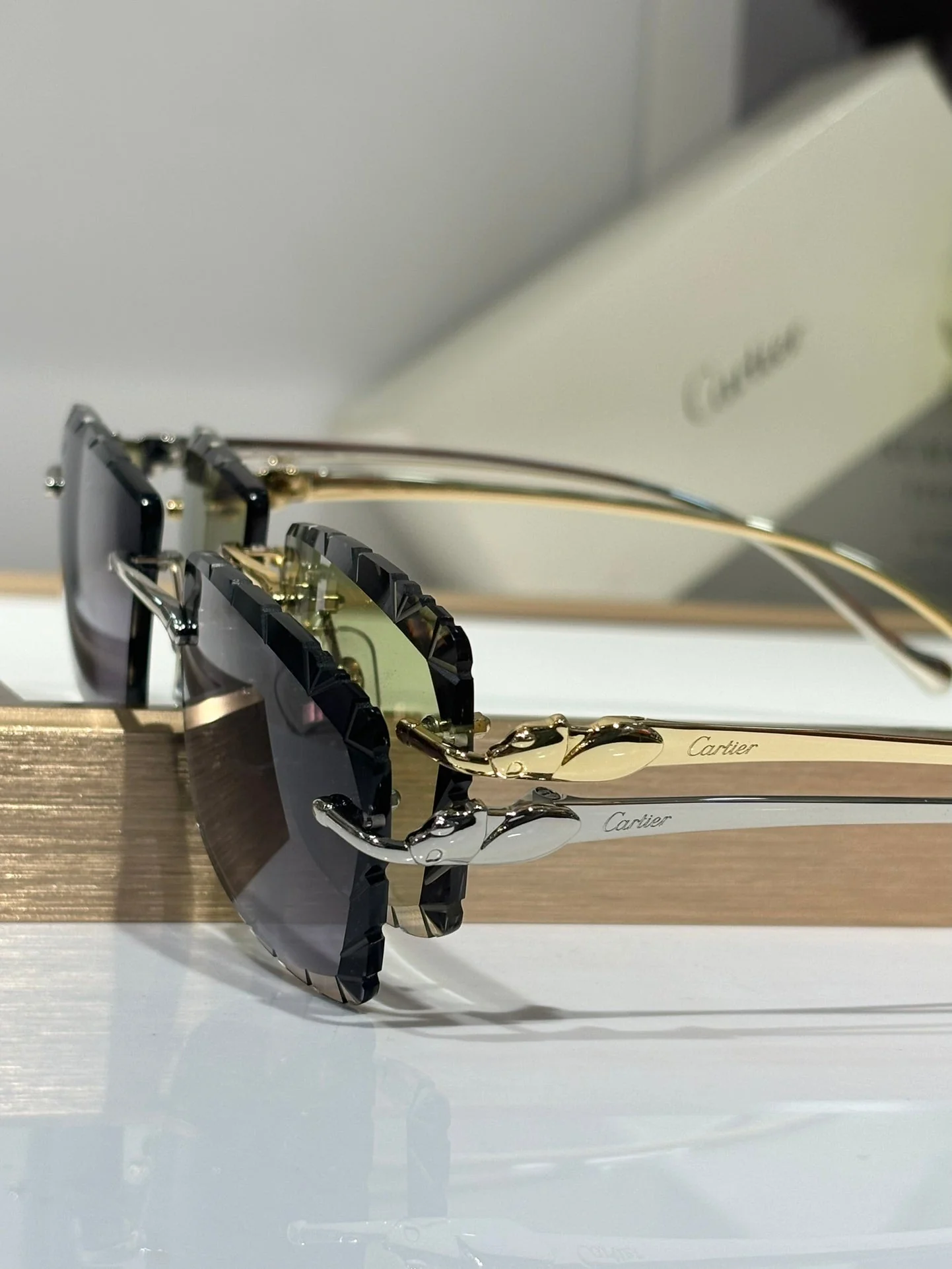 PANTHÈRE RECTANGULAR FRAME SUNGLASSES 563590 IN METAL