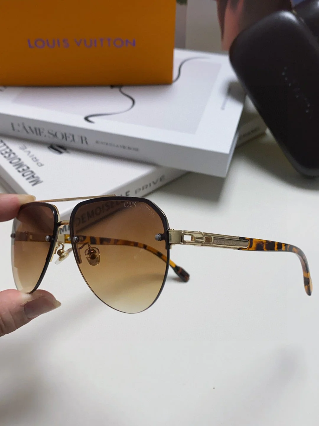 PILOT SUNGLASSES 582591 IN HAVANA METAL BROWN SMOKE LENSES
