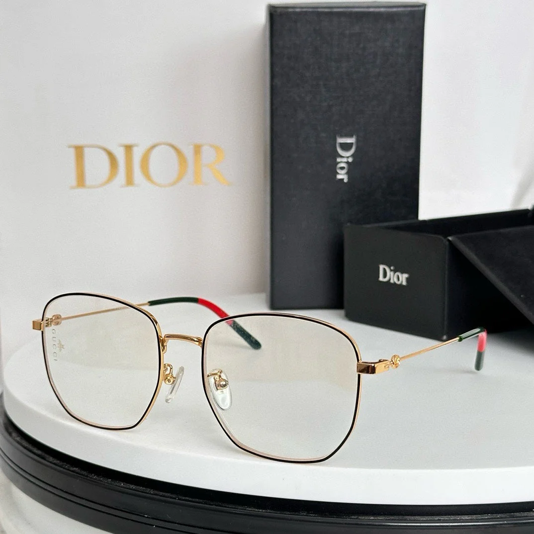 SQUARE FRAME SUNGLASSES GG0396O IN METAL