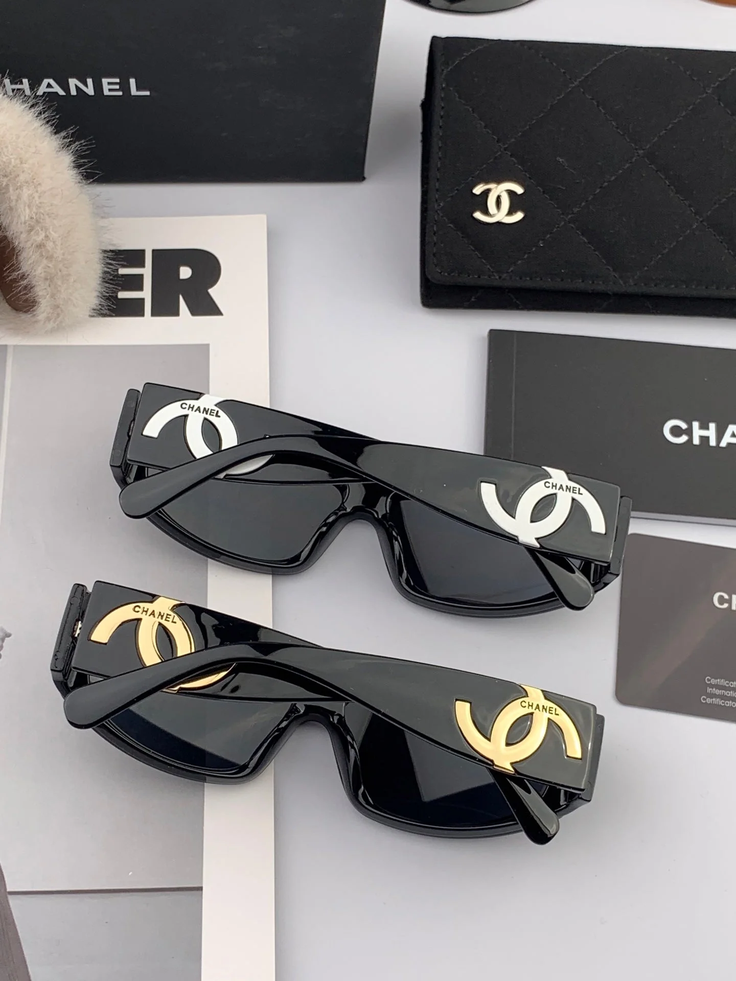 RECTANGULAR SUNGLASSES CH2507 IN ACETATE