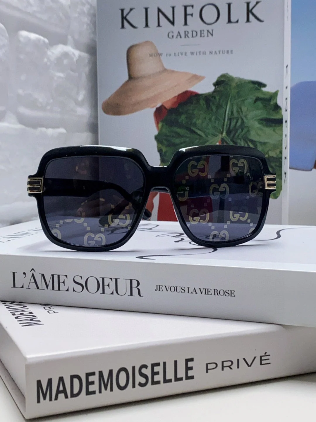 SQUARE FRAME SUNGLASSES 570231 IN ACETATE AND METAL