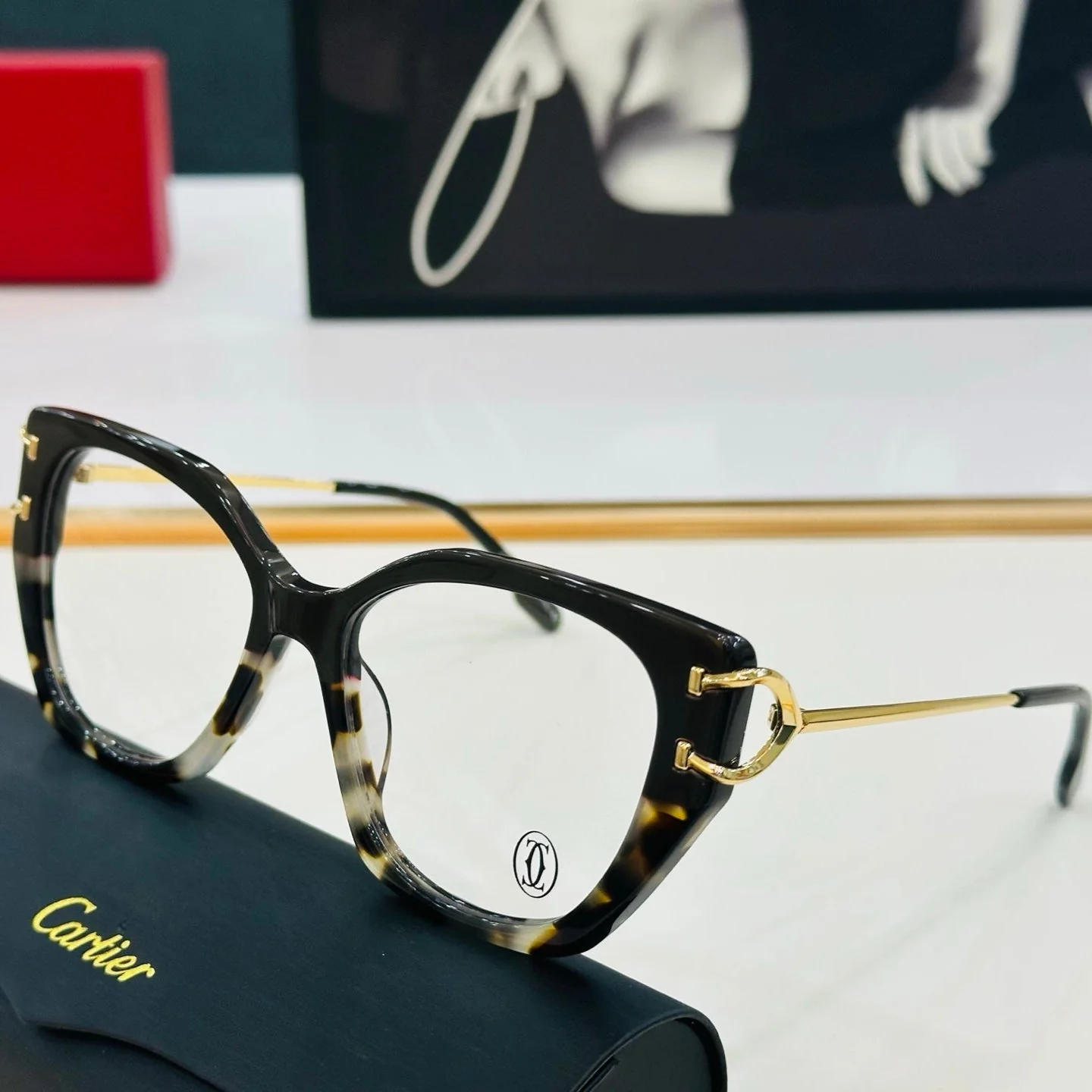 C DE BUTTERFLY FRAME SUNGLASSES 522660 IN ACETATE