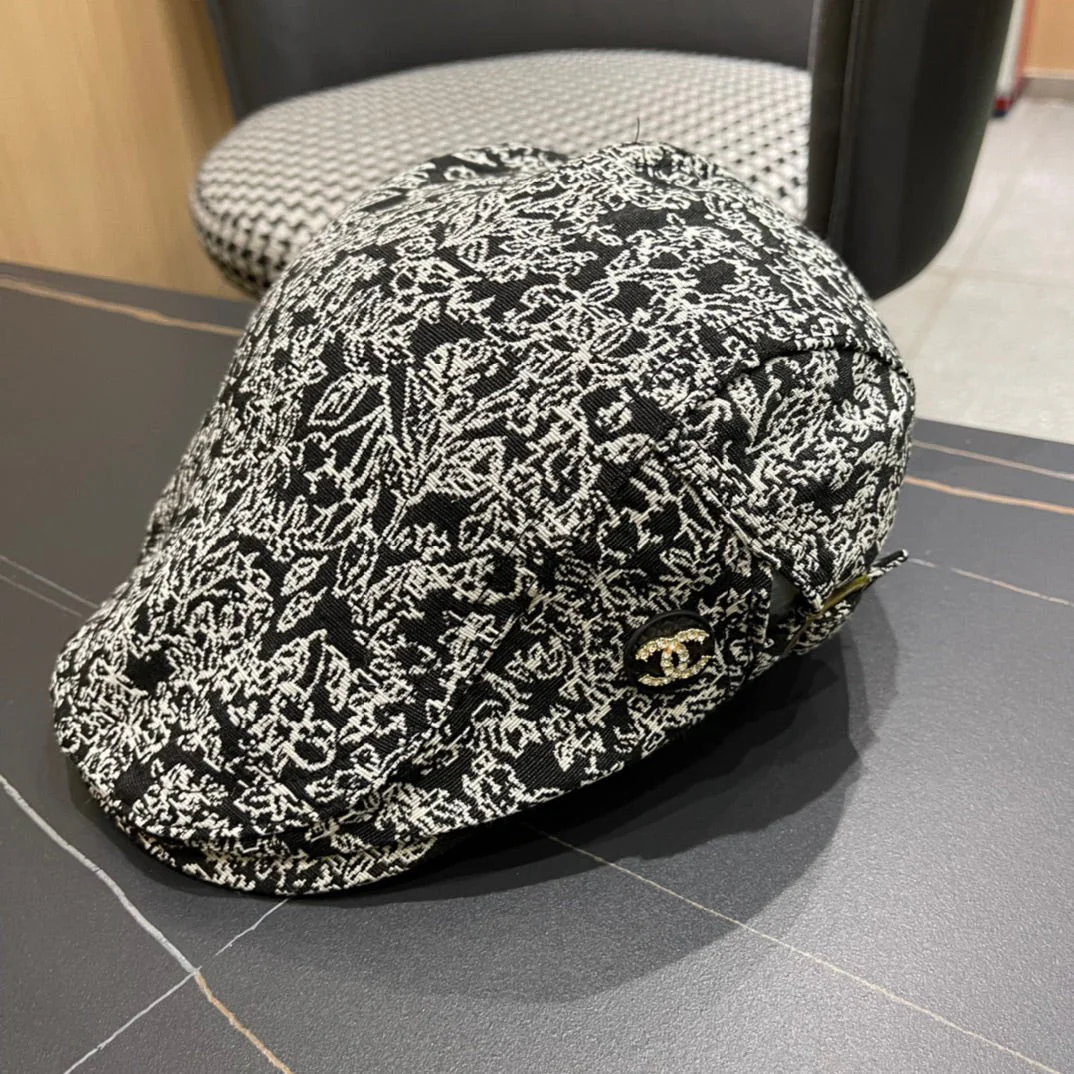 BAKER BOY CAP IN BLACK MIX WHITE FABRIC 431519