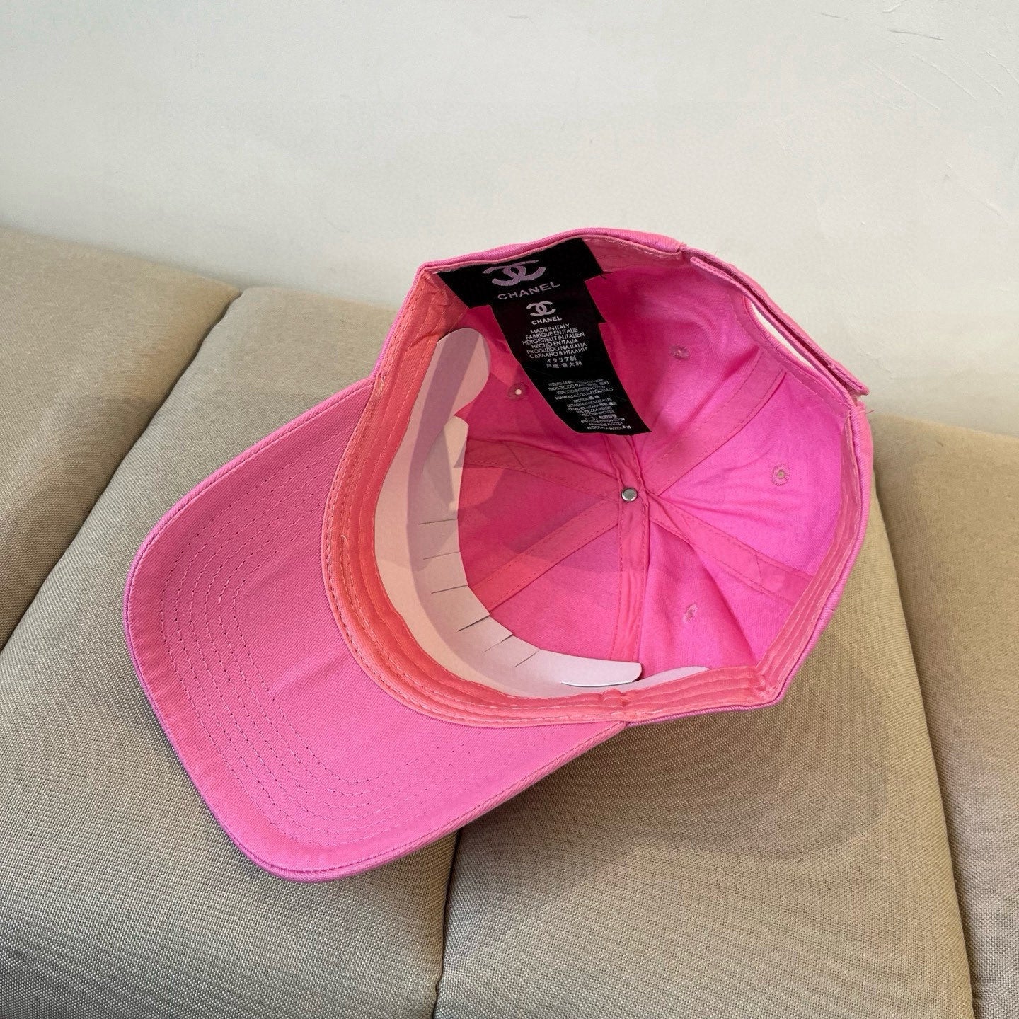 BASEBALL HAT IN ROSE PINK COTTON 672890