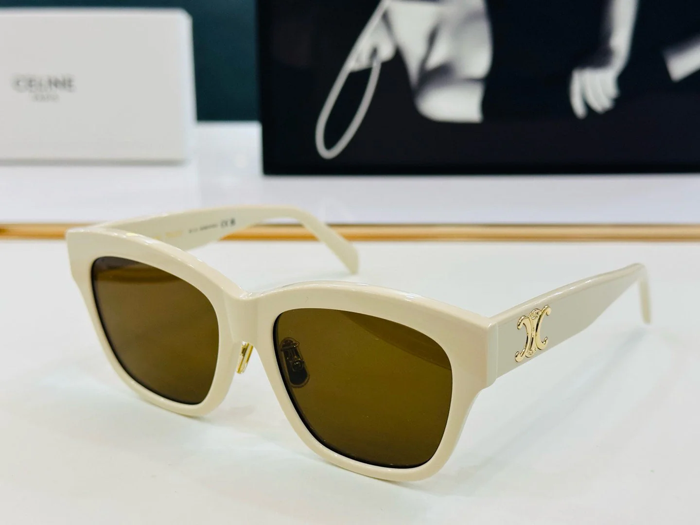 TRIOMPHE SUNGLASS CL40253F IN ACETATE