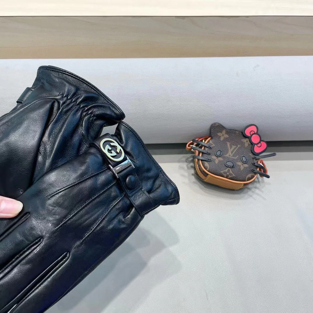 TOUCHSCREEN GLOVES IN BLACK LAMBSKIN 454568