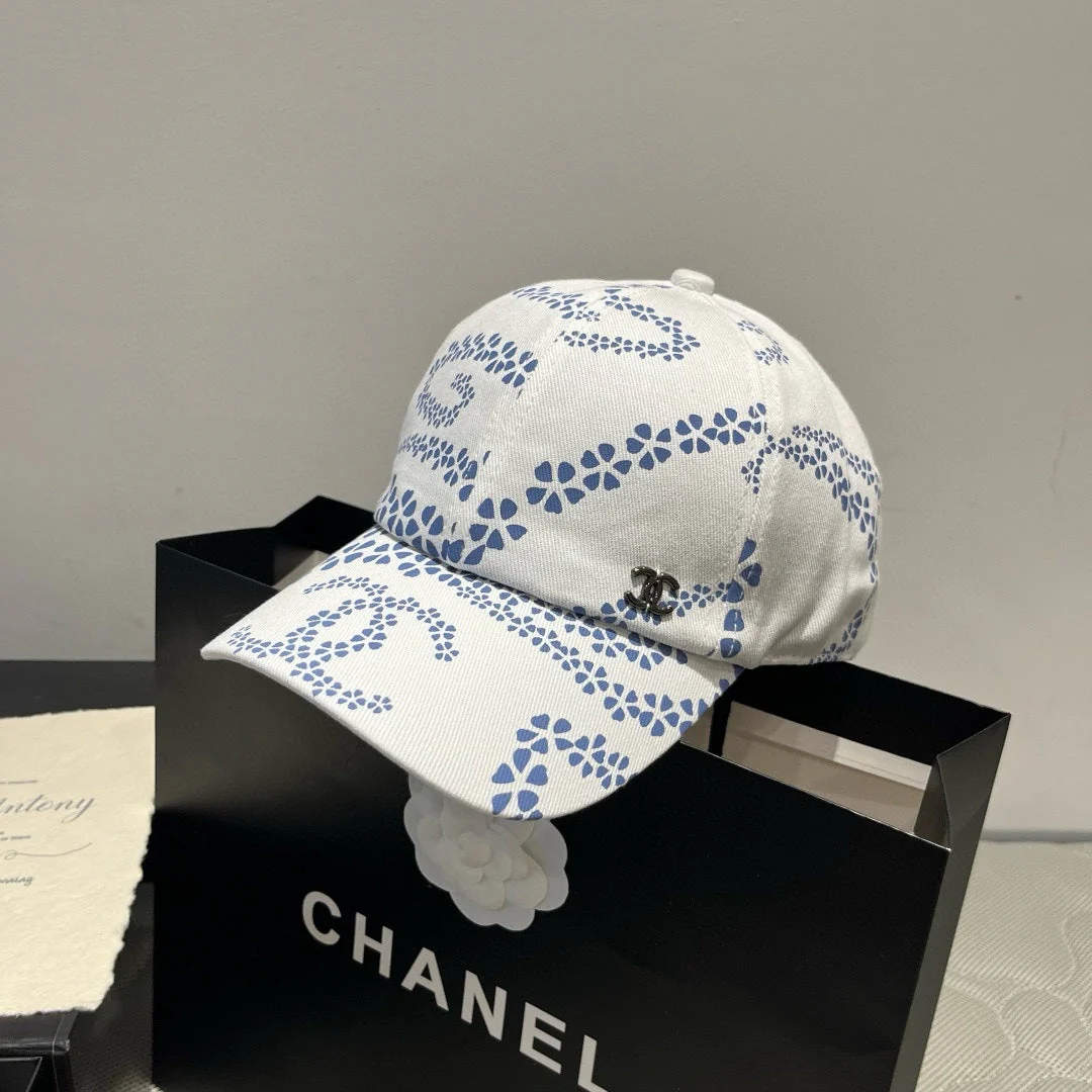 BASEBALL HAT WHITE PATTERN 674029