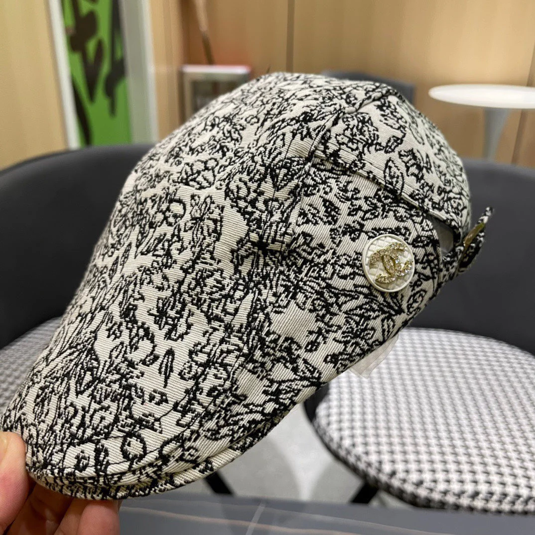 BAKER BOY CAP IN WHITE MIX BLACK FABRIC 431518