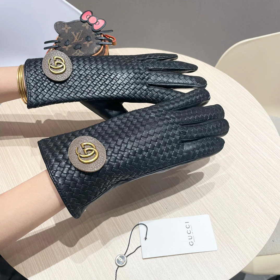 COUPLE GLOVES IN BLACK LAMBSKIN 439093