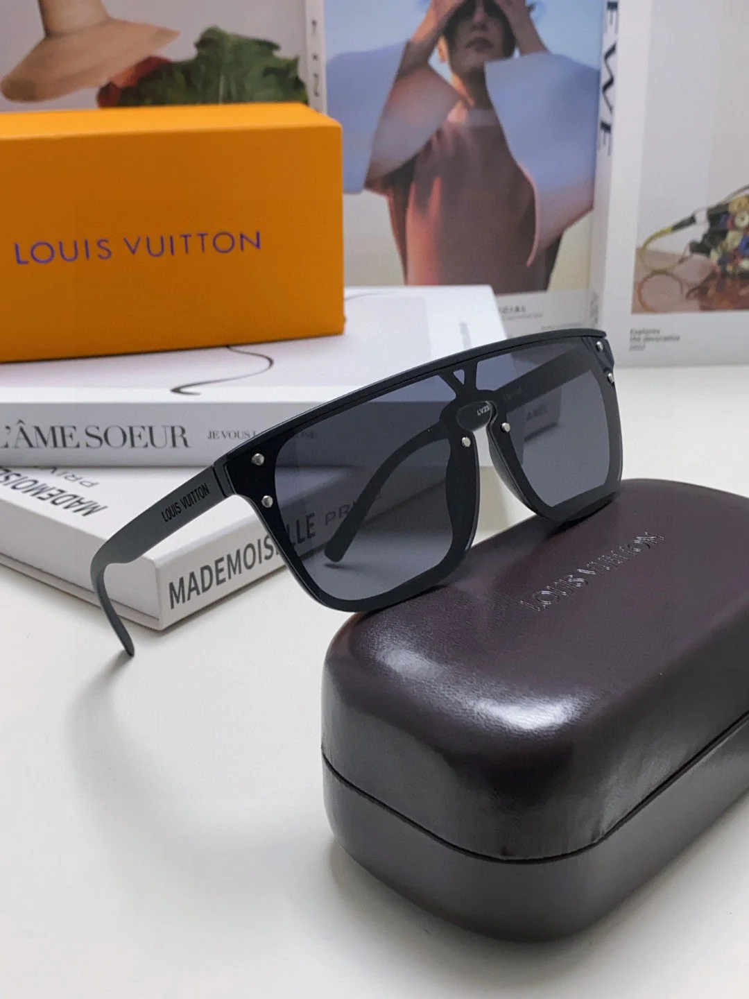 WAIMEA SUNGLASSES 581360 IN BLACK ACETATE