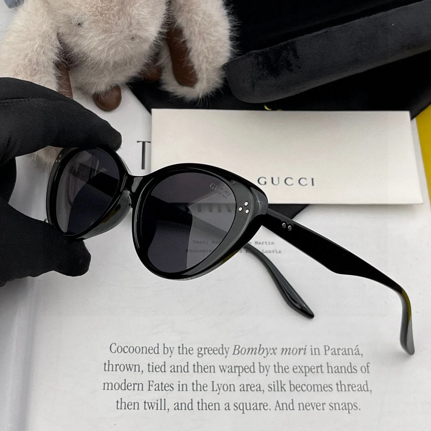 CAT-EYE FRAME SUNGLASSES G6581 IN ACETATE