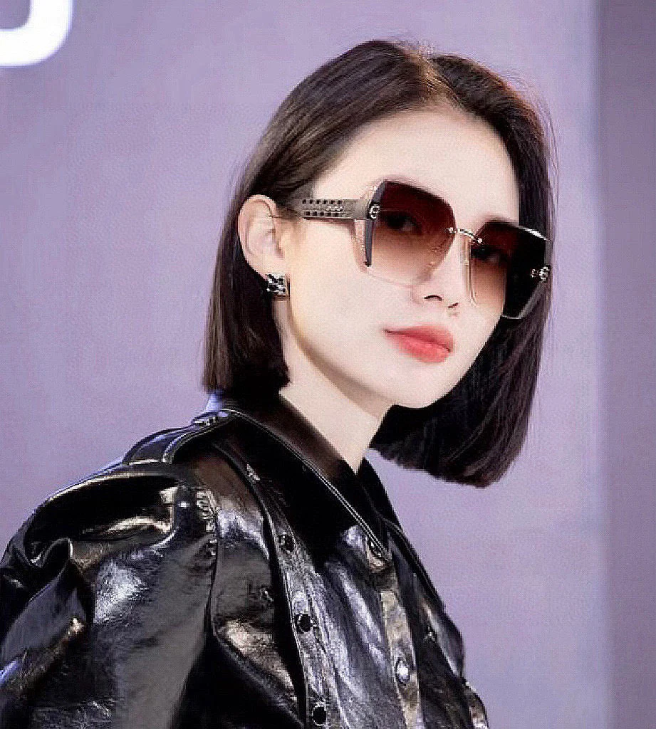 MONTAIGNE SQUARE SUNGLASS CD5296 IN ACETATE
