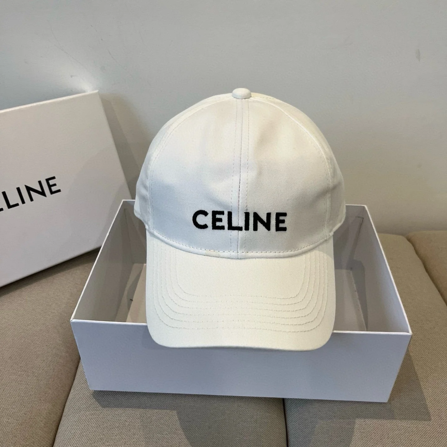 BASEBALL CAP MODEL 650192 IN WHITE FABRIC