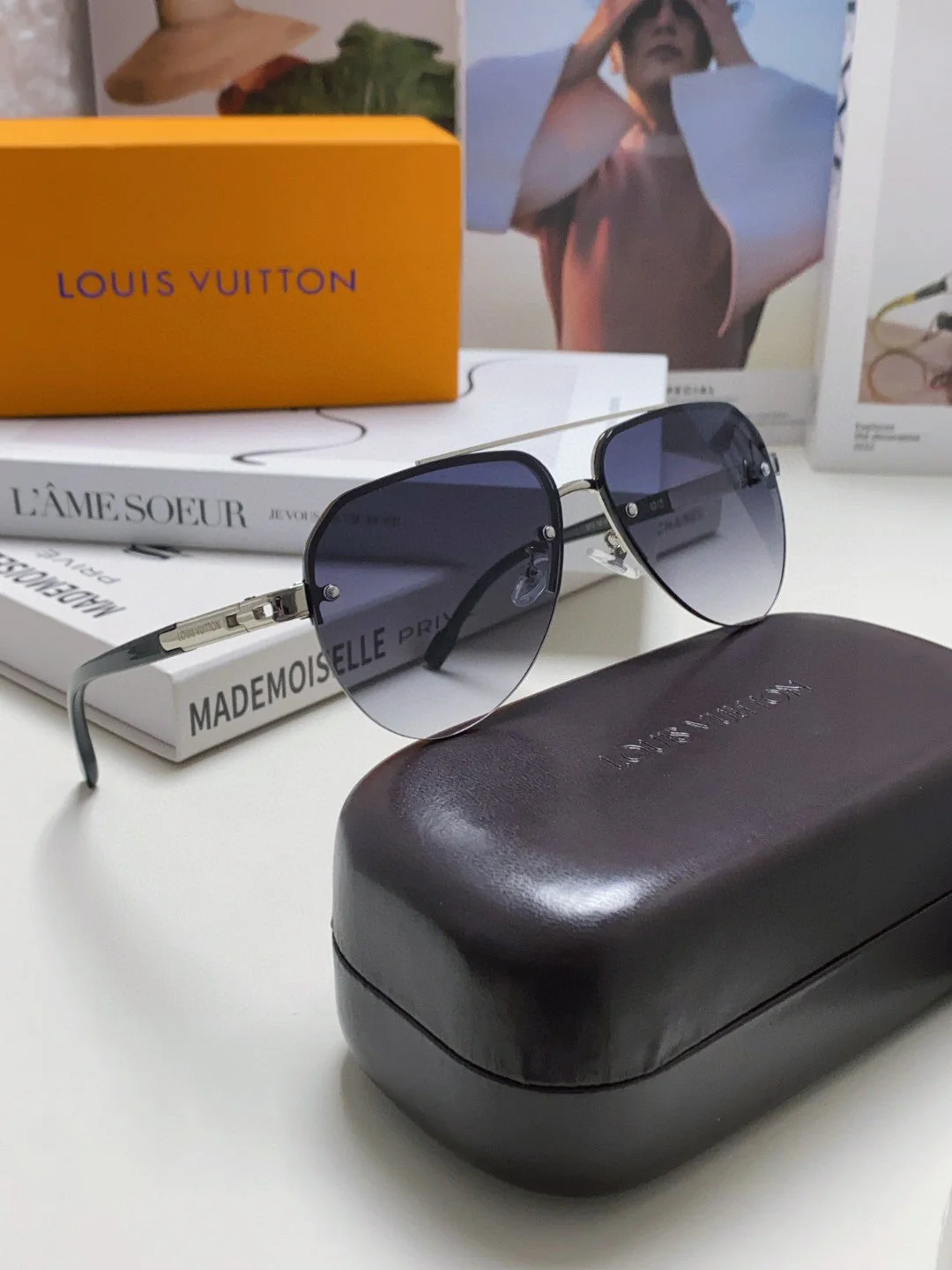 PILOT SUNGLASSES 582590 IN SILVER METAL GREY SMOKE LENSES