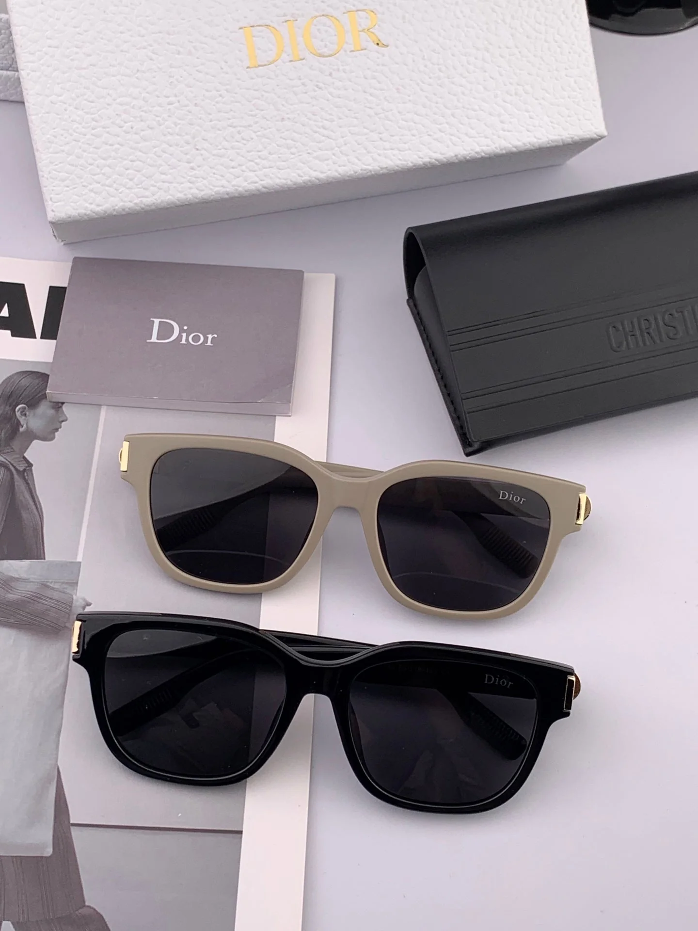 MONTAIGNE SUNGLASS CD6113 IN ACETATE