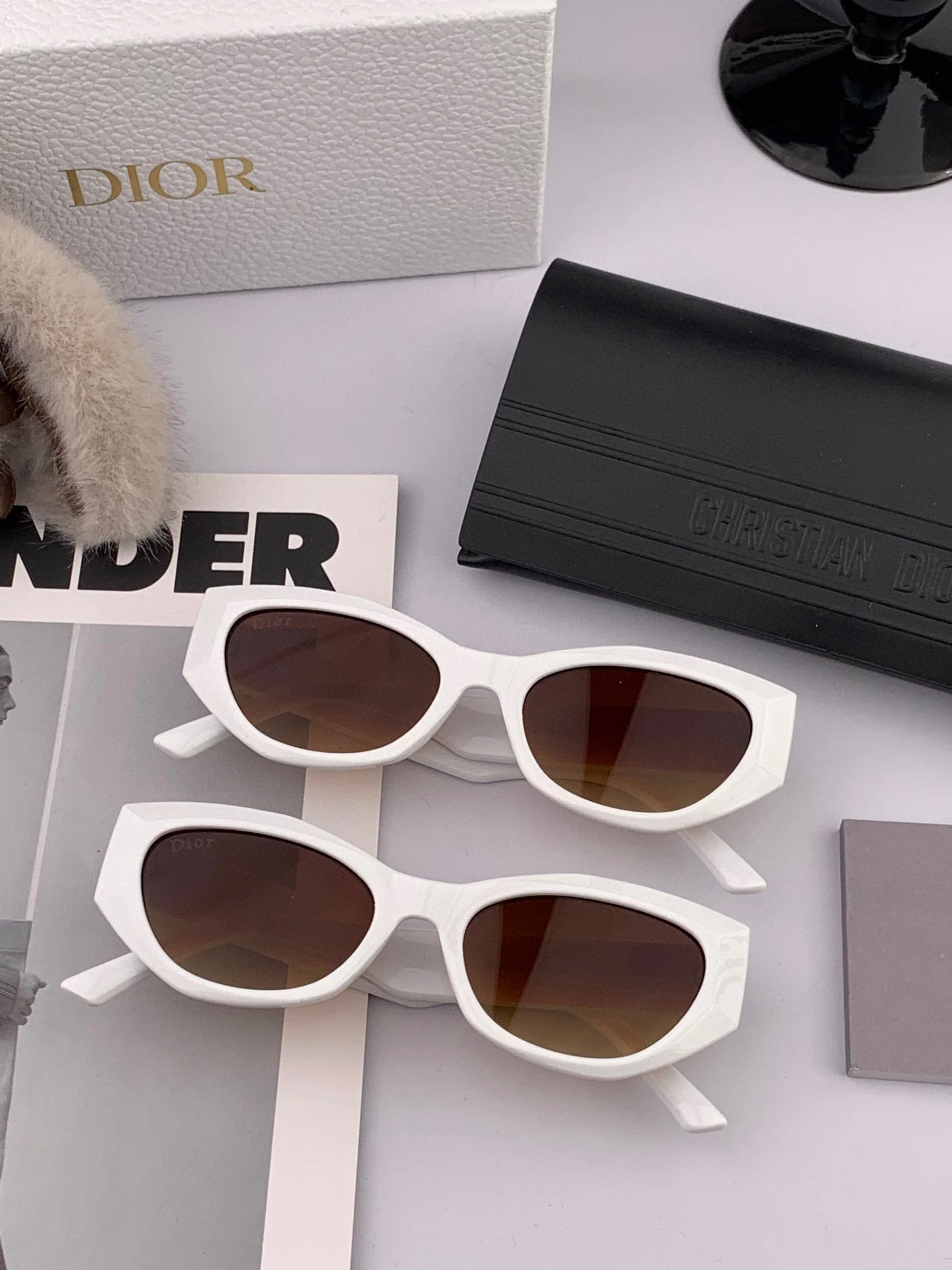 MONTAIGNE SUNGLASS D8620 IN WHITE ACETATE BROWN LENSES