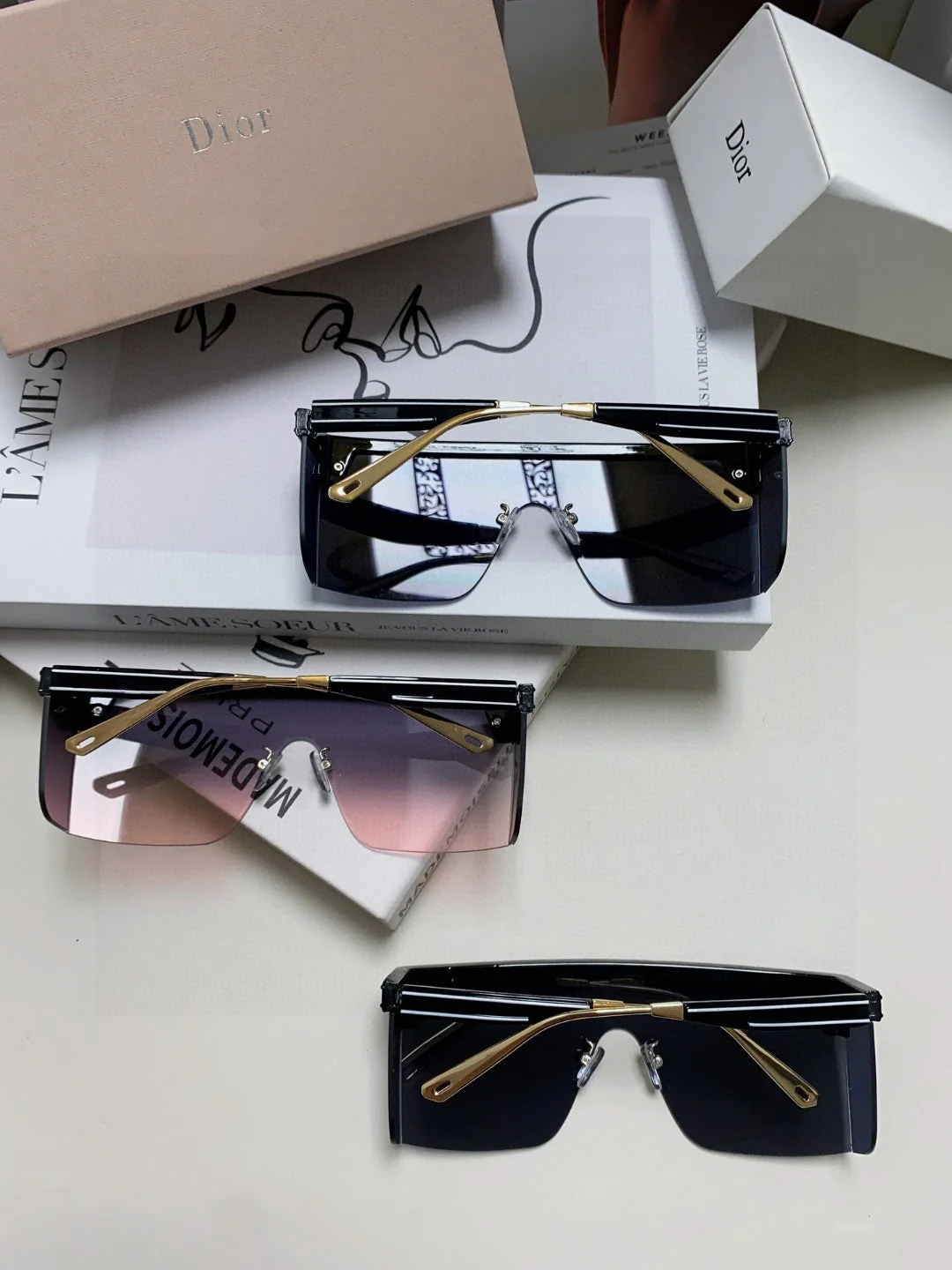 SUNGLASS CLUB M1U 566688 IN BLACK ACETATE PINK SMOKE LENSES