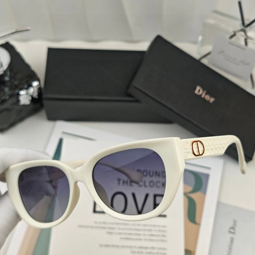 MONTAIGNE SUNGLASS 55119 IN ACETATE