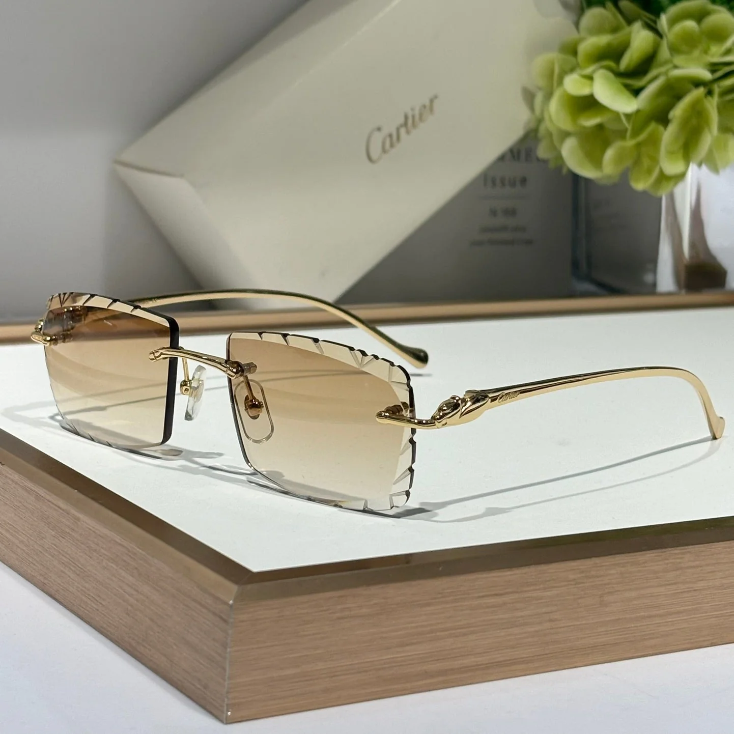 PANTHÈRE RECTANGULAR FRAME SUNGLASSES 563590 IN METAL