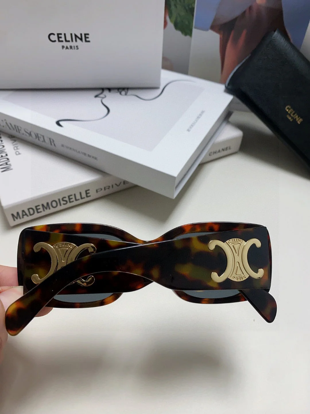 TRIOMPHE SUNGLASSES 548600 IN DARK HAVANA ACETATE