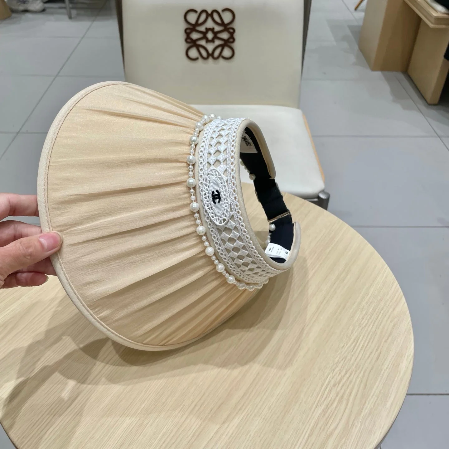 CC SUN HAT MODEM NUDE 674081