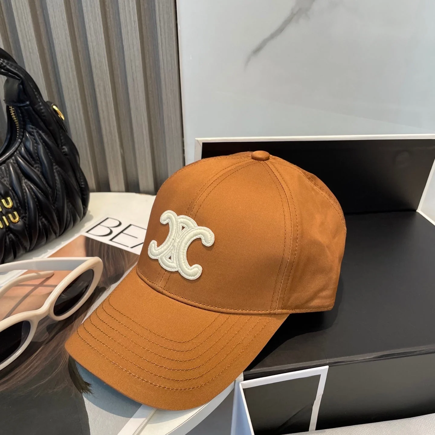 BASEBALL CAP MODEL 650752 IN BURNT ORANGE COTTON