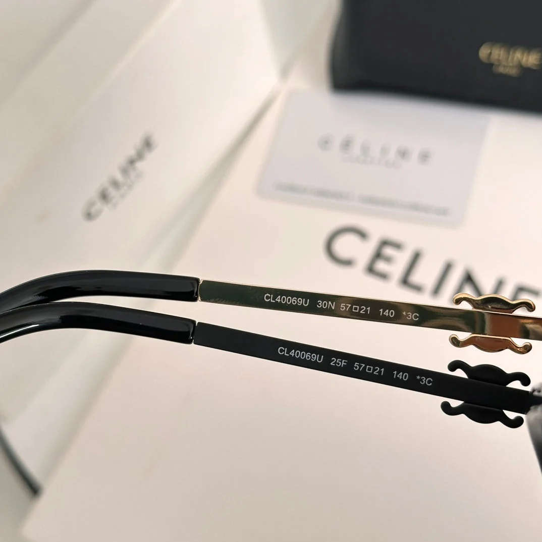TRIOMPHE SUNGLASS CL40069U IN METAL