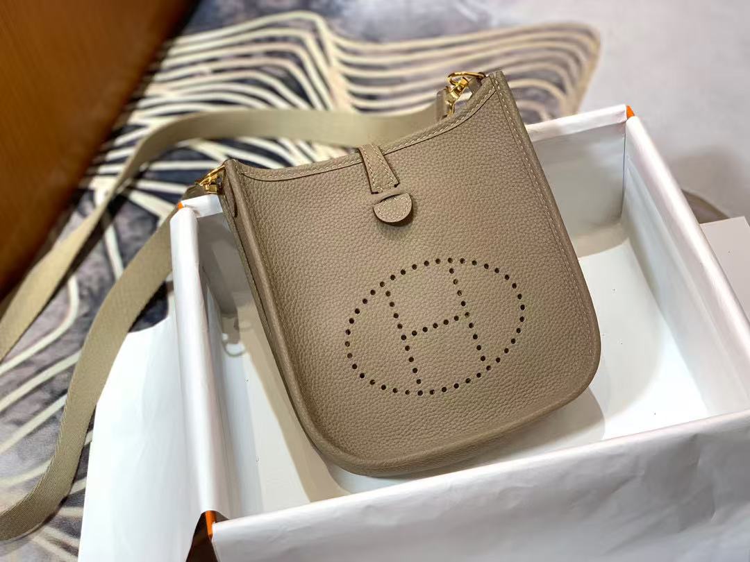 Evelyn 16-29 Custom-made